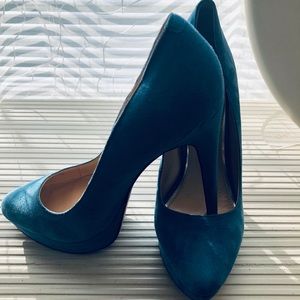 Jessica Simpson Suede Pumps